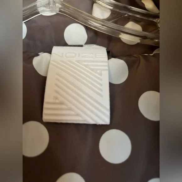 Noize Faika Polka Dot Oversized Short Length Puffer Coat Jacket - Picture 8 of 11